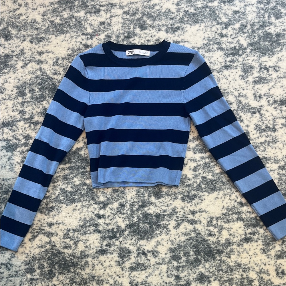 Zara Navy and Light Blue Striped Cropped Sweater